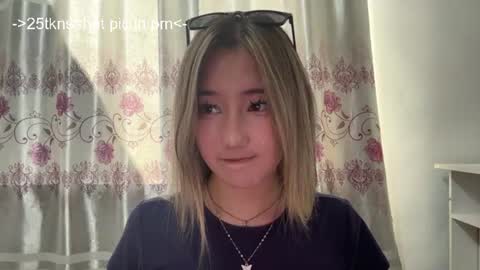 karissagius online show from July 26, 2026, 10:11 am