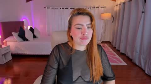 Karlita online show from October 14, 2025, 2:56 am
