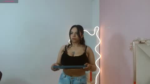karla_tay1 online show from May 6, 2026, 11:48 am