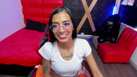karlaslutskinny__ online show from April 11, 2026, 8:46 pm
