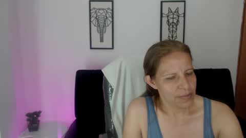 Snapshot of karlye_hot chatting on February 18, 2025, 8:49 am KARLYE online show from February 18, 2025, 8:49 am