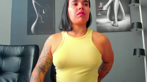 Snapshot of karlyjons_ chatting on March 25, 2026, 1:06 pm online show from March 25, 2026, 1:06 pm