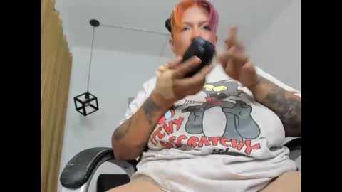 Snapshot of karol_c31 chatting on September 19, 2025, 2:35 am  Karol  online show from September 19, 2025, 2:35 am