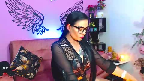 Snapshot of karol_kennedy chatting on January 20, 2025, 5:15 am Karol Kenedy online show from January 20, 2025, 5:15 am