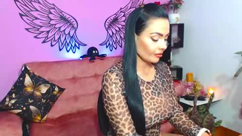Snapshot of karol_kennedy chatting on January 29, 2025, 5:30 am Karol Kenedy online show from January 29, 2025, 5:30 am