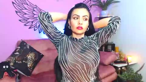 Snapshot of karol_kennedy chatting on March 6, 2025, 6:19 am Karol Kenedy online show from March 6, 2025, 6:19 am