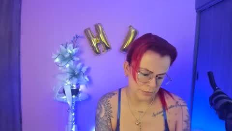 Snapshot of karol_milf__ chatting on December 25, 2024, 6:19 pm kAROL MILF   online show from December 25, 2024, 6:19 pm