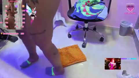 Snapshot of karol_milf__ chatting on September 27, 2025, 12:48 am kAROL MILF   online show from September 27, 2025, 12:48 am