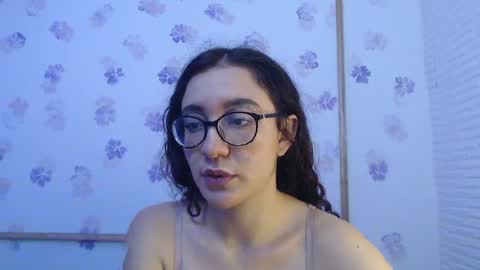 Karol online show from May 6, 2026, 2:22 pm