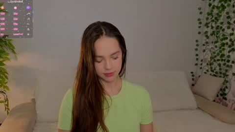 Molly online show from May 9, 2026, 8:19 am