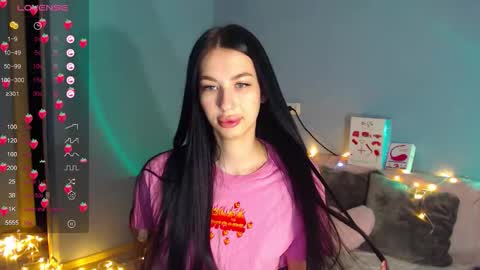 Kira online show from September 23, 2025, 2:25 am