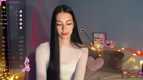 Snapshot of karolina_hottie_ chatting on May 23, 2026, 1:55 am Kira online show from May 23, 2026, 1:55 am