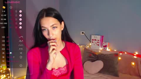 Snapshot of karolina_hottie_ chatting on May 30, 2026, 1:46 am Kira online show from May 30, 2026, 1:46 am