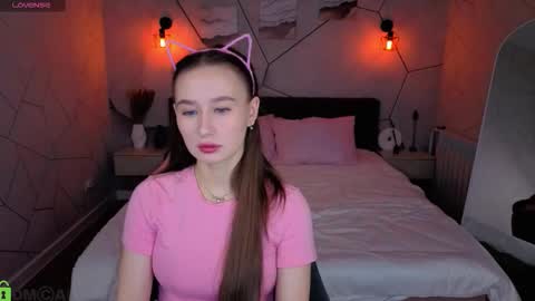 Snapshot of karolina_kely chatting on March 17, 2026, 5:00 am Karolina online show from March 17, 2026, 5:00 am