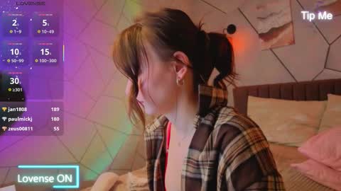 Karolina online show from March 27, 2026, 8:37 am