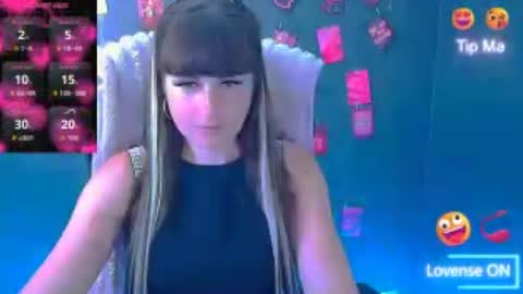 Caroline online show from July 2, 2026, 8:53 am