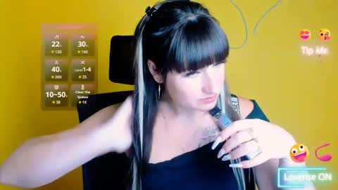 Caroline online show from July 19, 2026, 5:55 am