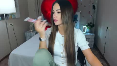 Snapshot of karolinasykes chatting on February 18, 2026, 7:59 am Karolina online show from February 18, 2026, 7:59 am