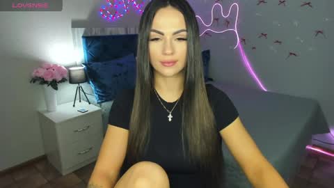 Karolina online show from May 20, 2026, 5:35 am