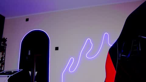 karoline121 online show from October 15, 2025, 6:52 pm