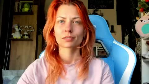 Snapshot of karoline121 chatting on April 23, 2026, 12:29 pm karoline121 online show from April 23, 2026, 12:29 pm