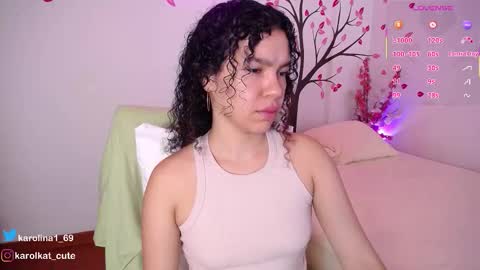 Karolina 3 online show from February 17, 2026, 2:02 pm