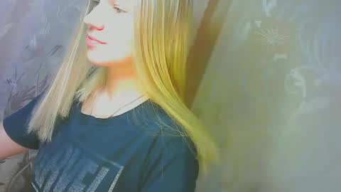 Caroline Fox online show from September 21, 2025, 8:38 am