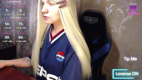 Caroline Fox online show from February 17, 2026, 10:34 am