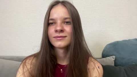 Lia online show from April 18, 2026, 7:07 pm