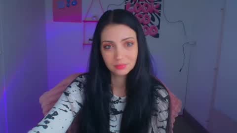 Snapshot of karyna_joy chatting on April 17, 2026, 5:54 am Karyna online show from April 17, 2026, 5:54 am