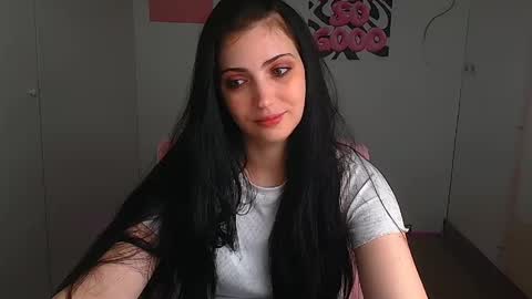 Snapshot of karyna_joy chatting on May 8, 2026, 5:46 am Karyna online show from May 8, 2026, 5:46 am