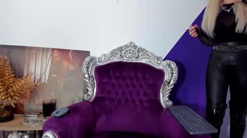 Miss K. online show from June 15, 2026, 4:04 am