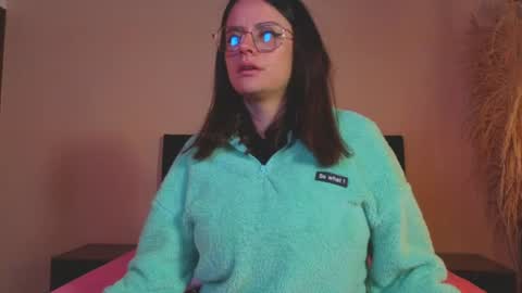 Snapshot of kassandra_james chatting on July 6, 2026, 7:05 pm kassandra james online show from July 6, 2026, 7:05 pm