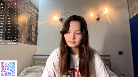 Snapshot of kassandrataulbee chatting on September 17, 2025, 9:44 am Kira online show from September 17, 2025, 9:44 am