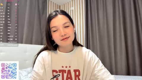 Snapshot of kassandrataulbee chatting on October 1, 2025, 6:03 pm Kira online show from October 1, 2025, 6:03 pm