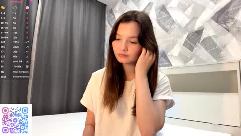 Snapshot of kassandrataulbee chatting on October 7, 2025, 7:11 pm Kira online show from October 7, 2025, 7:11 pm