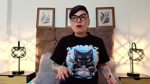 kat paradisse online show from February 27, 2026, 2:17 pm