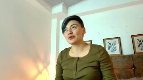 kat paradisse online show from July 25, 2026, 11:41 am
