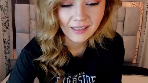 K A T A  H O O T online show from January 14, 2026, 8:14 pm