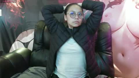 Snapshot of katalina07 chatting on October 20, 2025, 4:18 pm Katalina online show from October 20, 2025, 4:18 pm