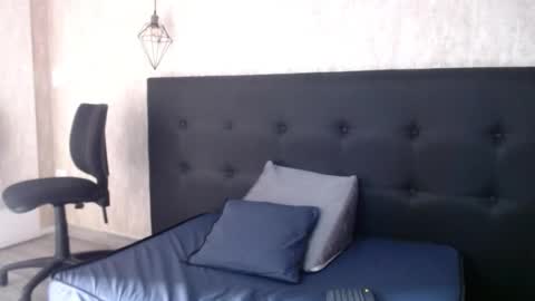 Katalina online show from November 9, 2025, 1:09 pm