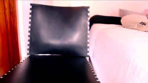 Snapshot of katalinaferreirax chatting on December 4, 2024, 5:33 pm katalinaferreirax online show from December 4, 2024, 5:33 pm