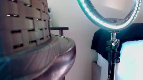 Snapshot of katalinaferreirax chatting on December 10, 2024, 9:43 pm katalinaferreirax online show from December 10, 2024, 9:43 pm