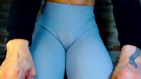 Snapshot of katalinaferreirax chatting on March 12, 2025, 1:03 am katalinaferreirax online show from March 12, 2025, 1:03 am