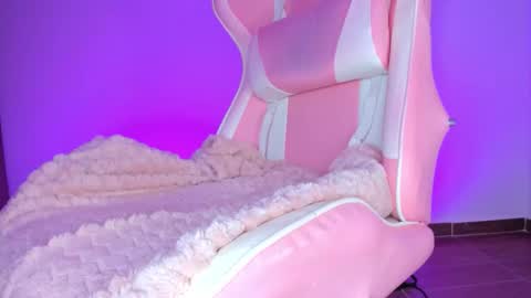 katalinaferreirax online show from March 10, 2026, 12:48 am