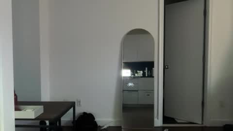 katarasimon online show from October 14, 2025, 3:02 pm