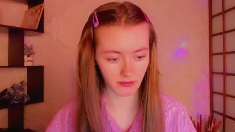 Snapshot of kate_cuddle chatting on March 11, 2025, 5:27 am Kate online show from March 11, 2025, 5:27 am