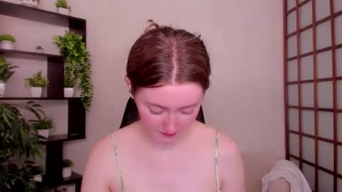 Snapshot of kate_cuddle chatting on June 30, 2026, 2:45 am Kate online show from June 30, 2026, 2:45 am