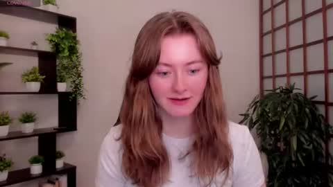 Snapshot of kate_cuddle chatting on July 29, 2026, 2:10 am Kate online show from July 29, 2026, 2:10 am