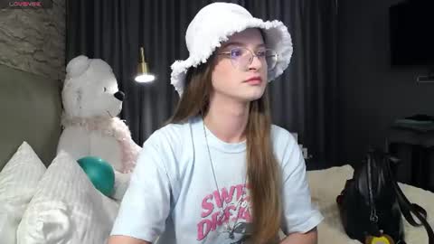 Snapshot of kate_jonson chatting on August 3, 2026, 1:16 pm .Be kind and gentle with me and I will do my best for you. online show from August 3, 2026, 1:16 pm